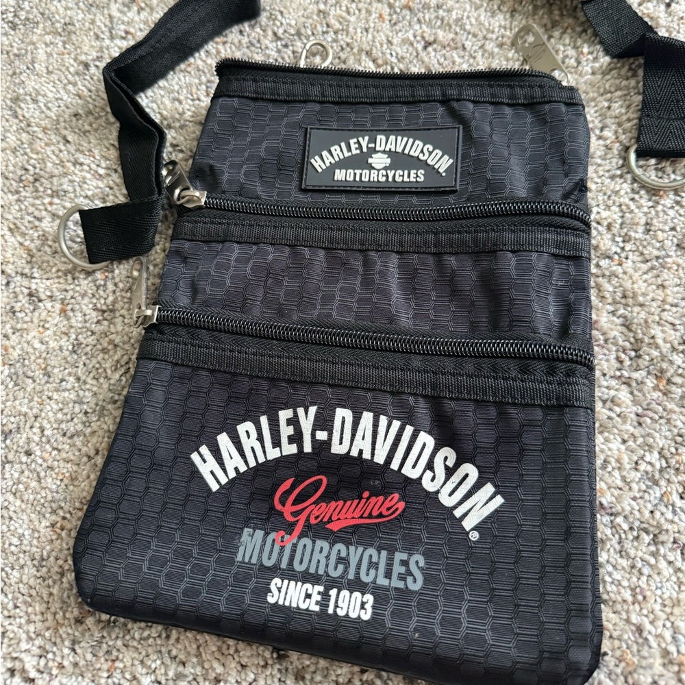 Harley-Davidson Black and Silver Crossbody bag